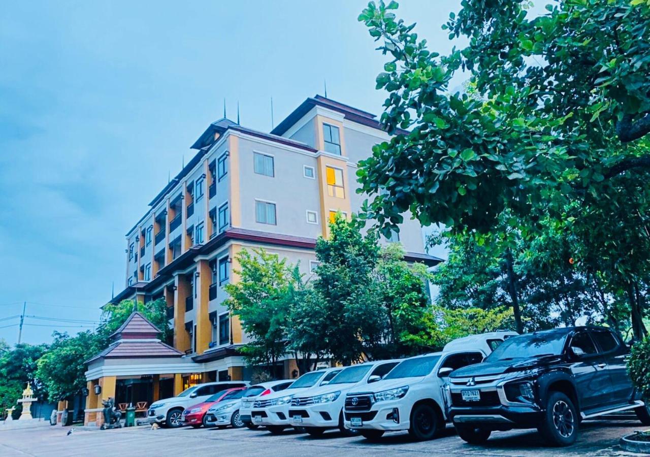 The Green Residence 304 Si Maha Phot Εξωτερικό φωτογραφία